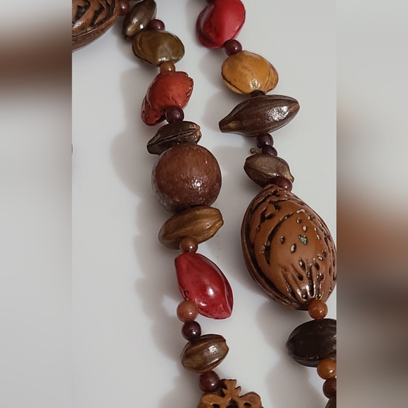 Vintage nuts and seeds long necklace Fall Autumn 44" beautiful colors euc - Picture 7 of 8